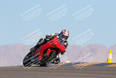 media/Oct-01-2023-SoCal Trackdays (Sun) [[4c570cc352]]/Turn 9 Set 2 (10am)/